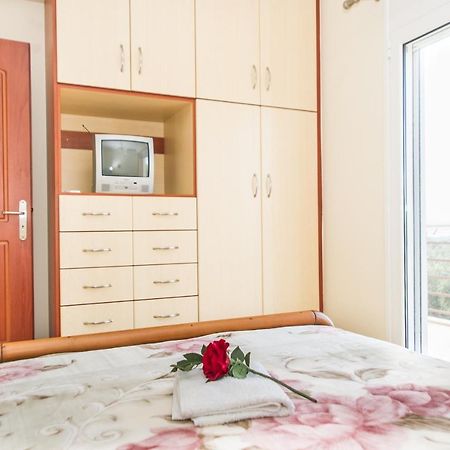 Cozy Flats In An Olive Grove By The Sandy Beach Kánalos Exterior foto