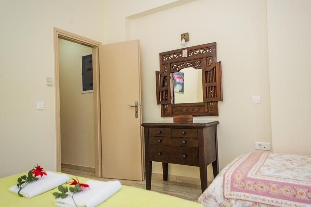 Cozy Flats In An Olive Grove By The Sandy Beach Kánalos Exterior foto